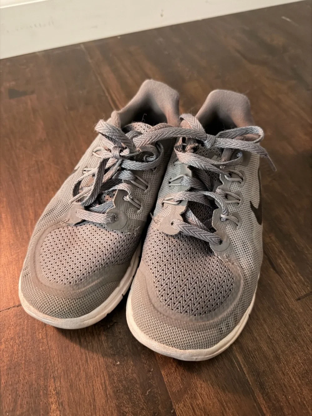 Nike Grey Mesh Running Sneakers with Black Swoosh